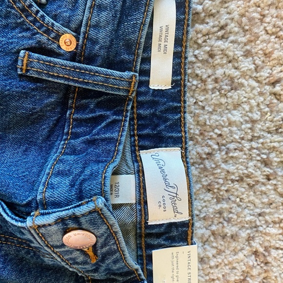 Universal thread shorts - Picture 3 of 4